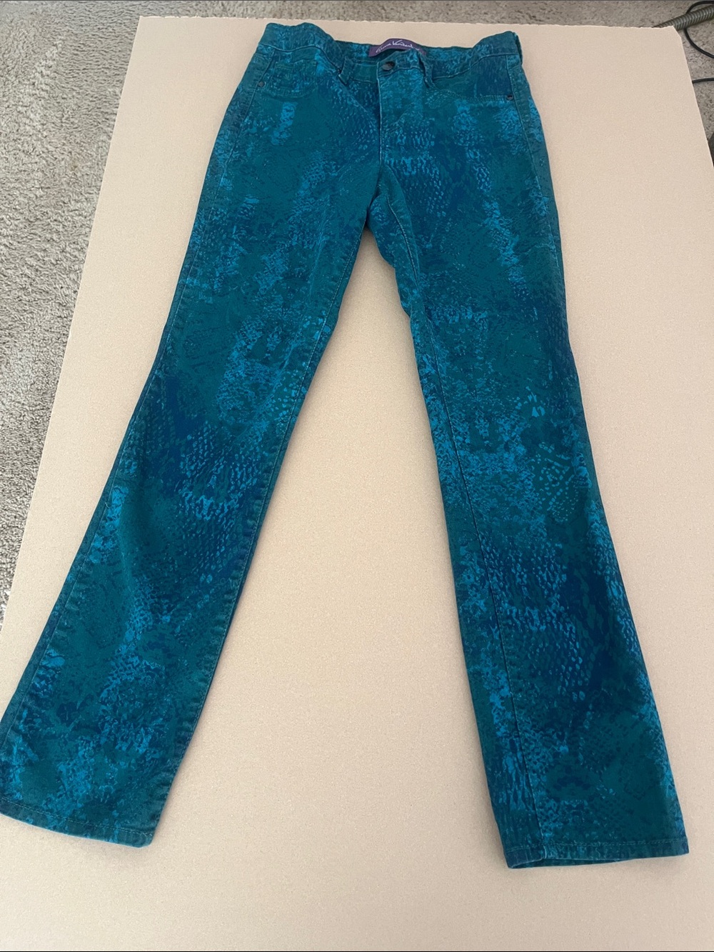 Gloria Vanderbilt Teal Patterned Flare Jeans